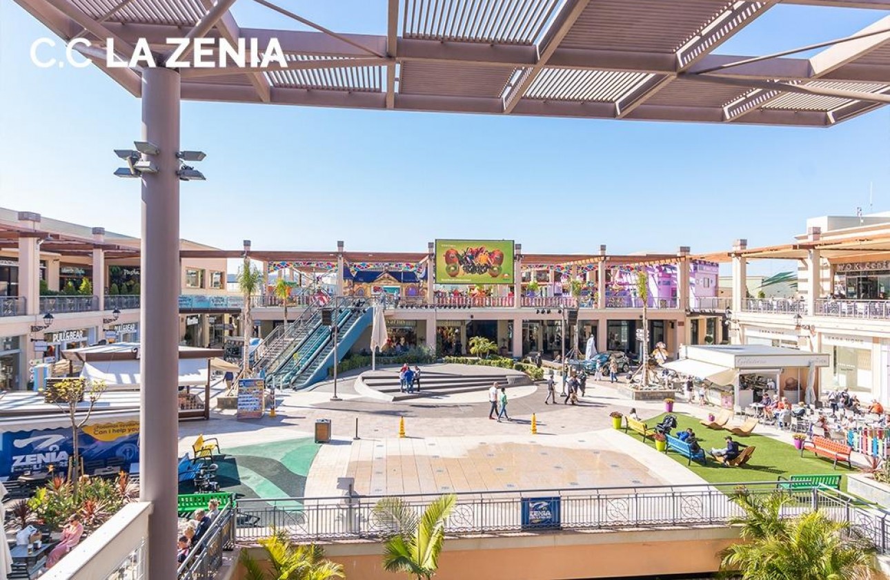 Reventa - Chalet - Orihuela Costa - La Zenia