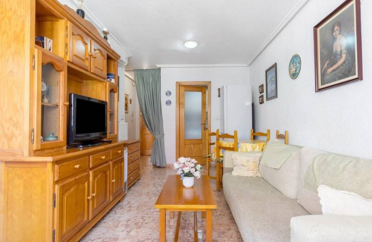 Reventa - Apartamento / piso - Torrevieja - Estacion de autobuses