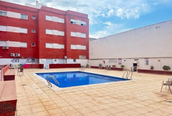 Resale - Apartment / flat - Almoradí