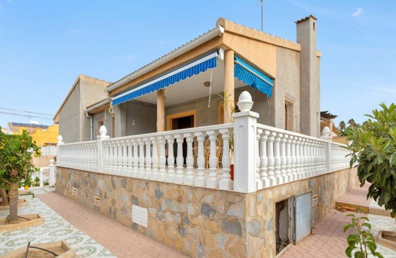 Revente - Single family house - Torrevieja - Nueva Torrevieja