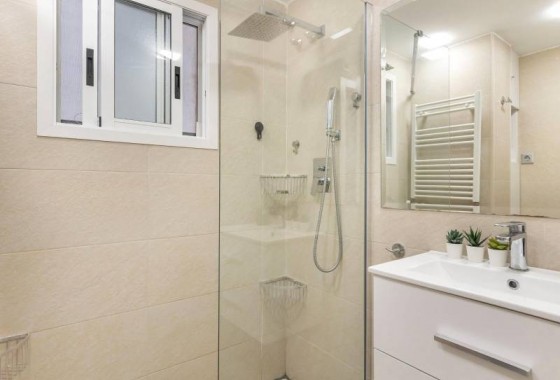 Revente - Appartement - Torrevieja - Centro