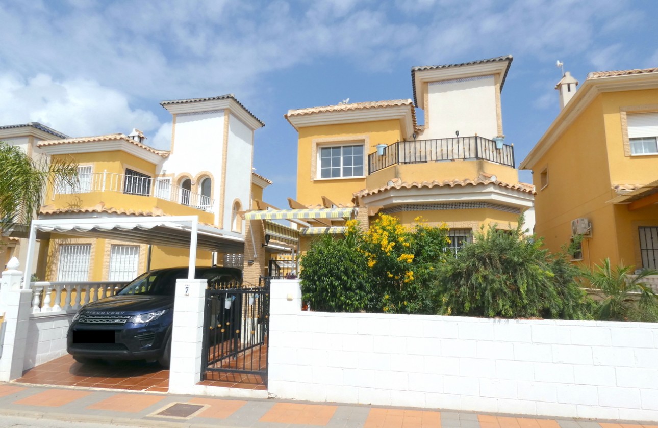 Resale - Villa - Algorfa