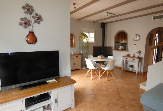 Resale - Villa - Algorfa