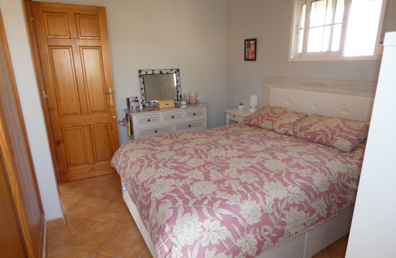 Resale - Villa - Algorfa