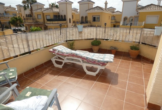 Resale - Villa - Algorfa