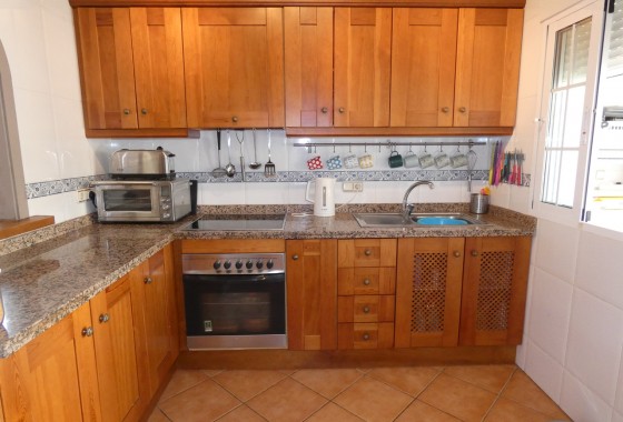 Resale - Villa - Algorfa