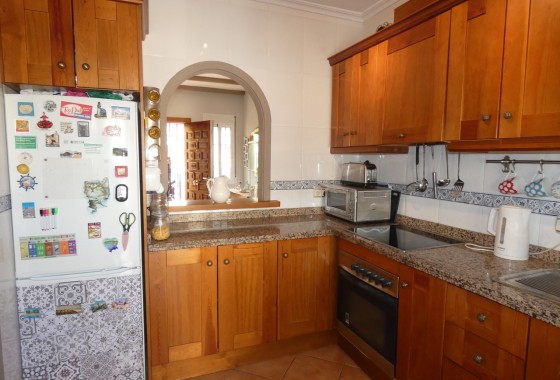 Resale - Villa - Algorfa