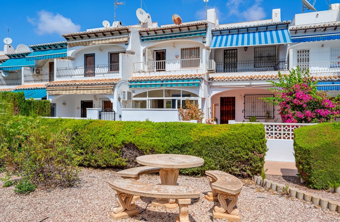 Resale - Villa - Torrevieja - Lago jardin