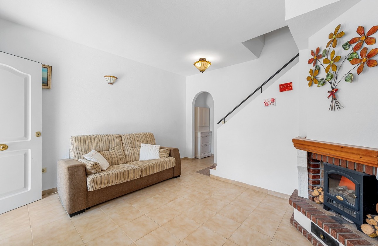 Resale - Villa - Torrevieja - Lago jardin