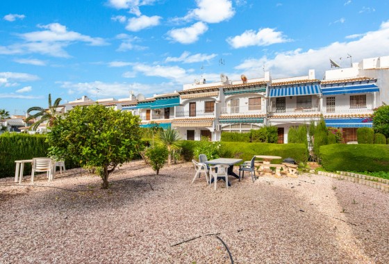 Resale - Villa - Torrevieja - Lago jardin