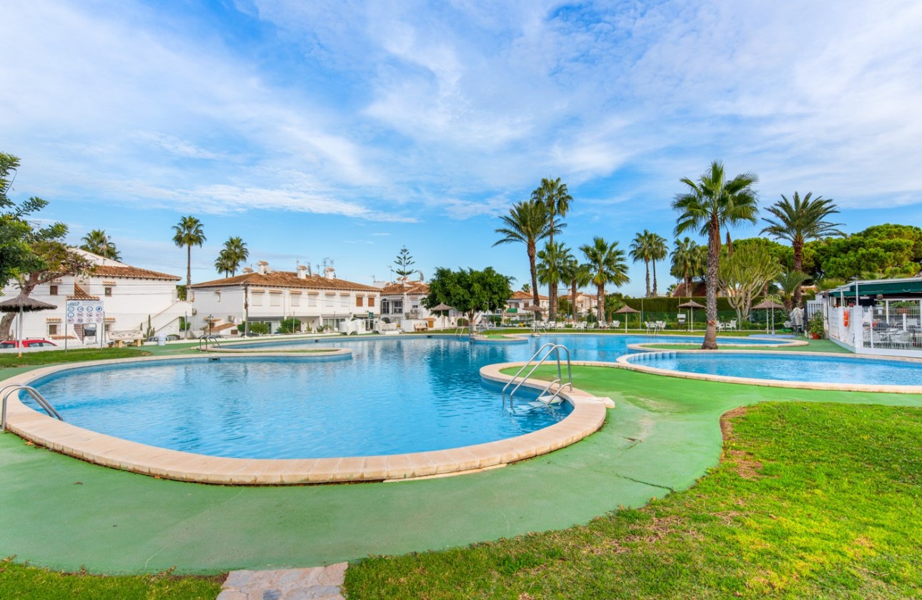 Reventa - Chalet - Torrevieja - Lago jardin