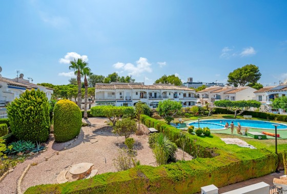 Resale - Villa - Torrevieja - Lago jardin