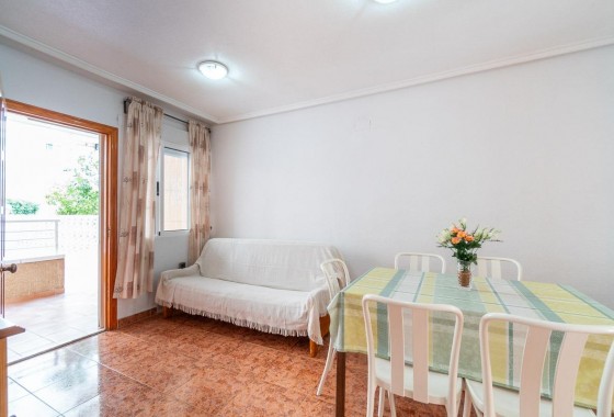 Resale - Apartment / flat - Torrevieja - Nueva Torrevieja