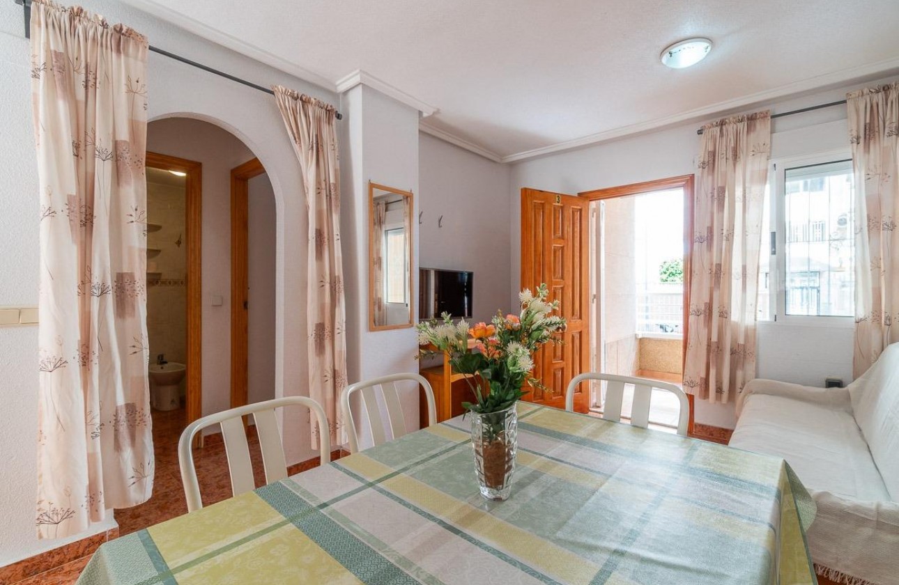 Resale - Apartment / flat - Torrevieja - Nueva Torrevieja