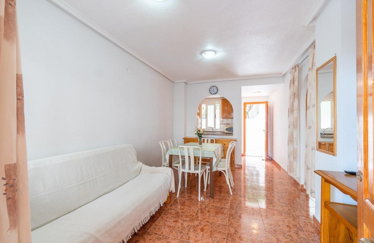 Resale - Apartment / flat - Torrevieja - Nueva Torrevieja