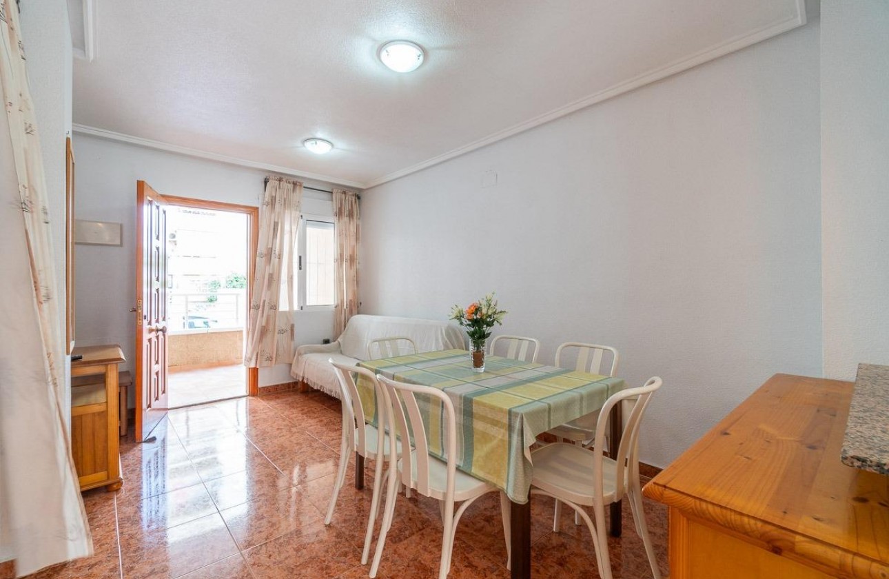 Resale - Apartment / flat - Torrevieja - Nueva Torrevieja