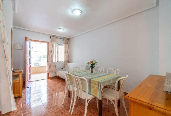 Resale - Apartment / flat - Torrevieja - Nueva Torrevieja