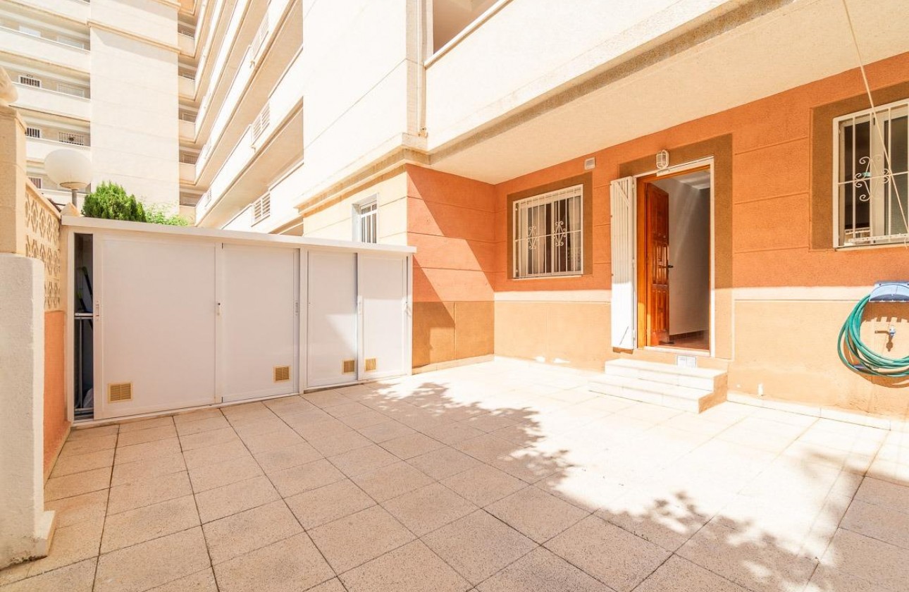 Revente - Appartement - Torrevieja - Nueva Torrevieja