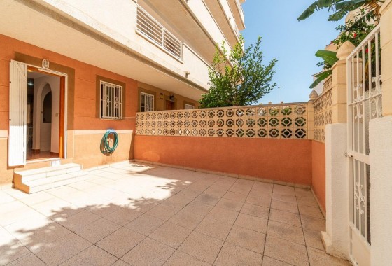 Resale - Apartment / flat - Torrevieja - Nueva Torrevieja