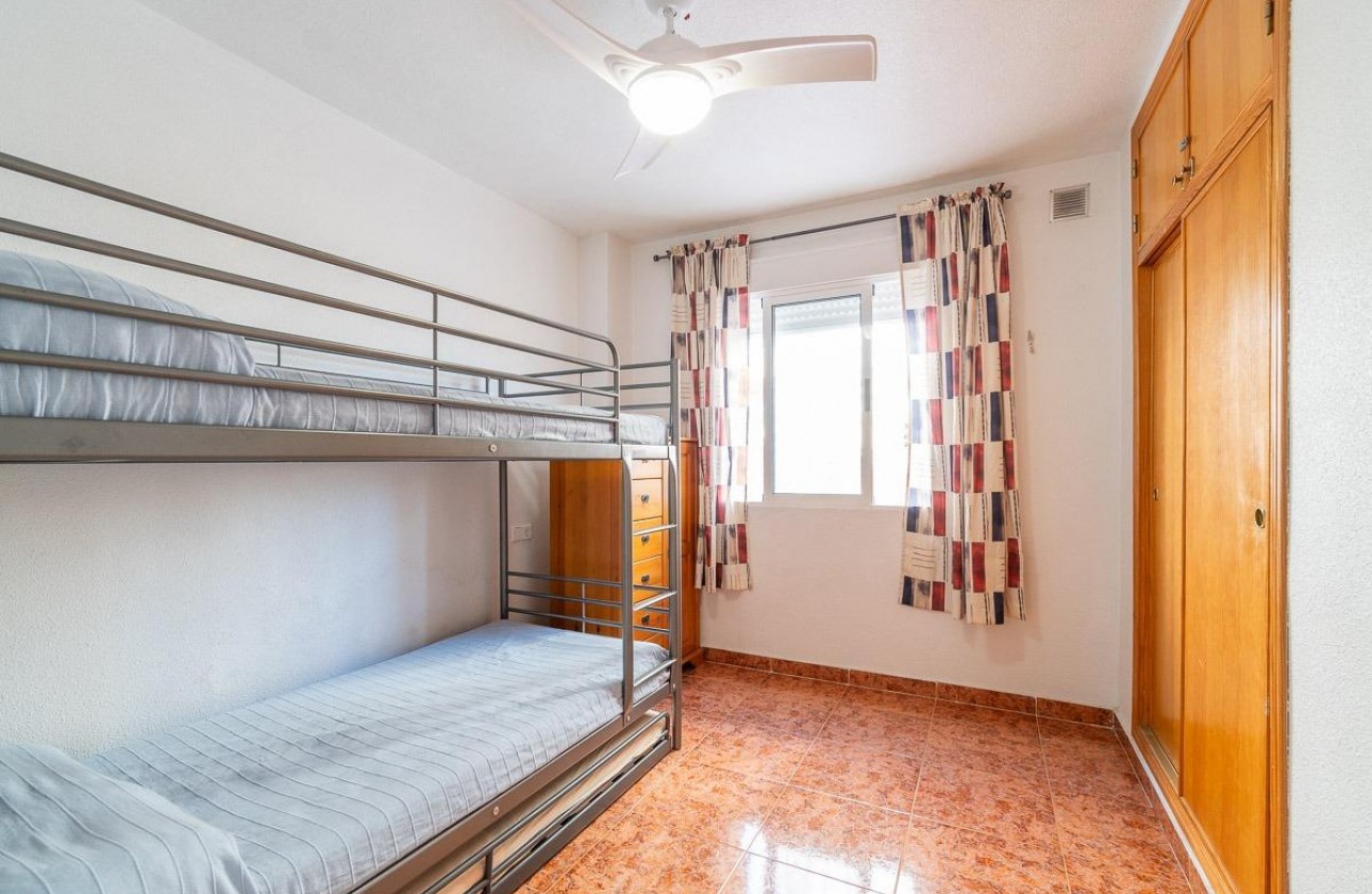 Resale - Apartment / flat - Torrevieja - Nueva Torrevieja