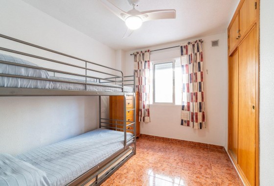 Revente - Appartement - Torrevieja - Nueva Torrevieja