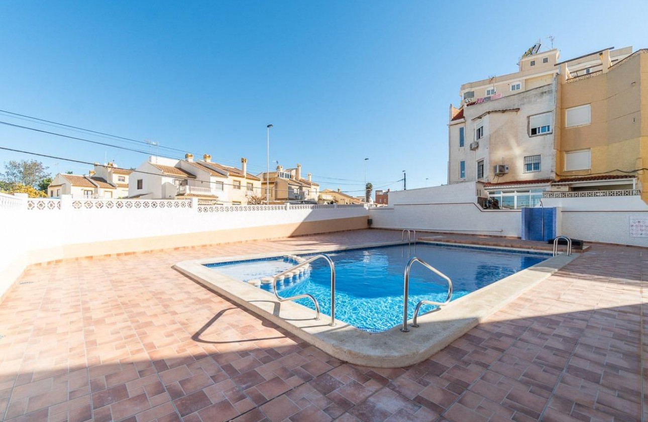 Revente - Appartement - Torrevieja - Nueva Torrevieja