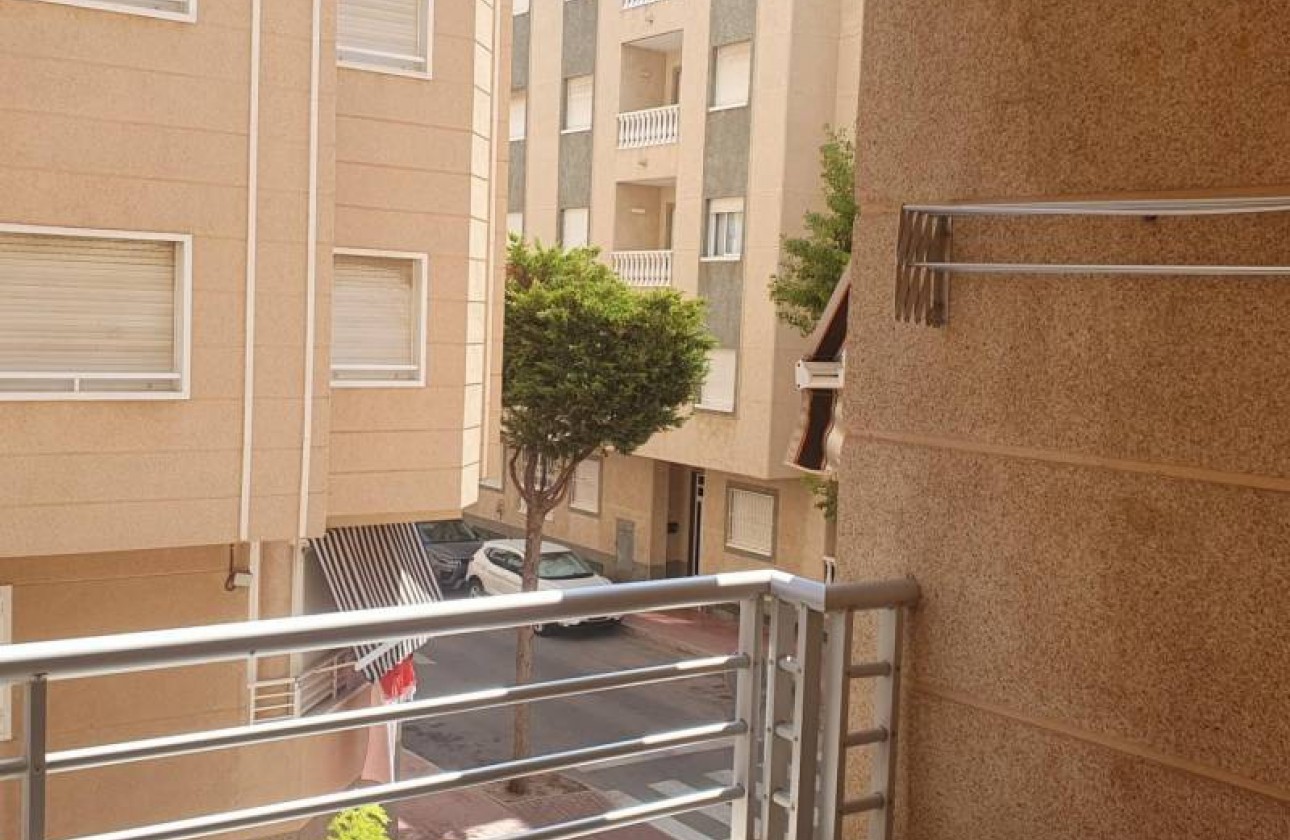 Reventa - Apartamento / piso - Guardamar del Segura - Los secanos