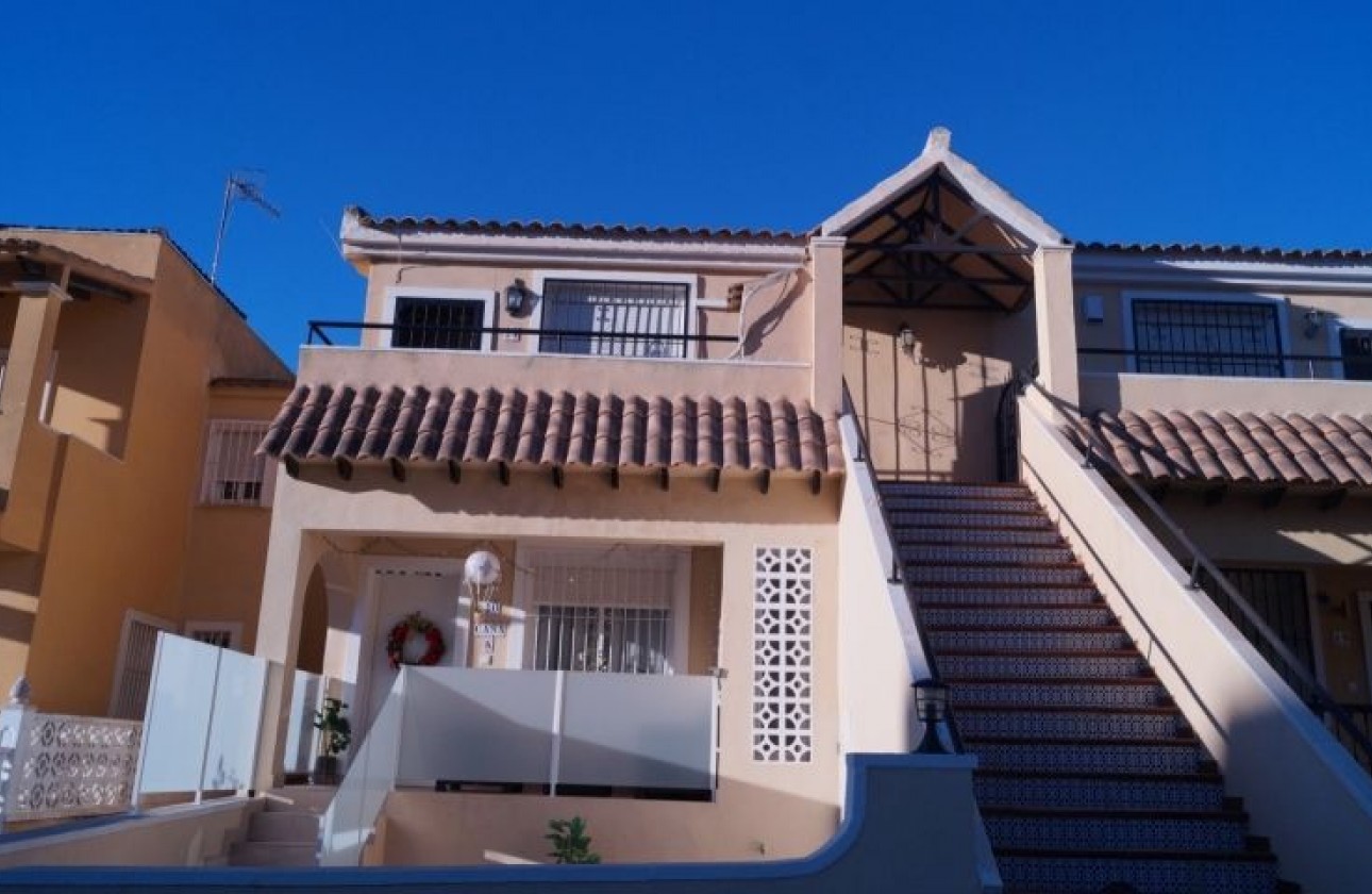 Resale - Apartment / flat - Orihuela Costa