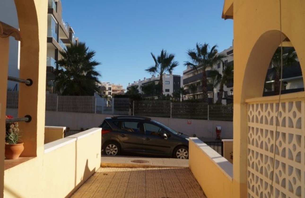 Resale - Apartment / flat - Orihuela Costa