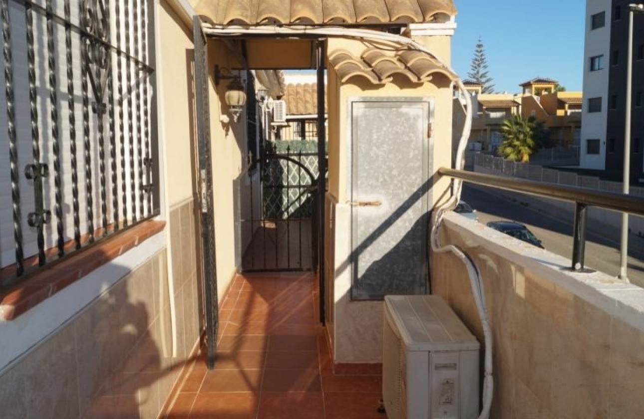 Resale - Apartment / flat - Orihuela Costa