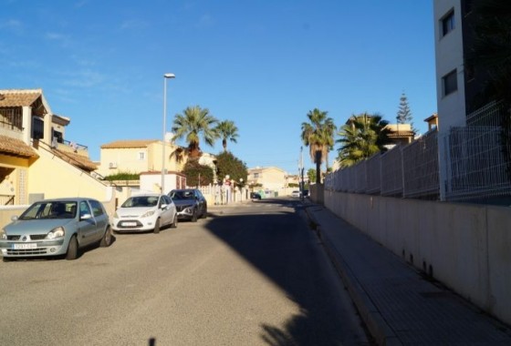 Resale - Apartment / flat - Orihuela Costa