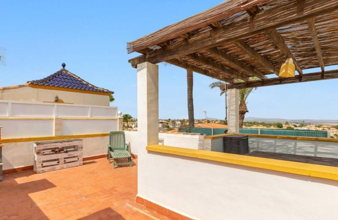 Resale - Villa - Torrevieja - Los altos