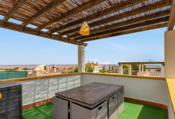 Resale - Villa - Torrevieja - Los altos