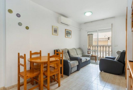 Resale - Apartment / flat - Torrevieja - El molino