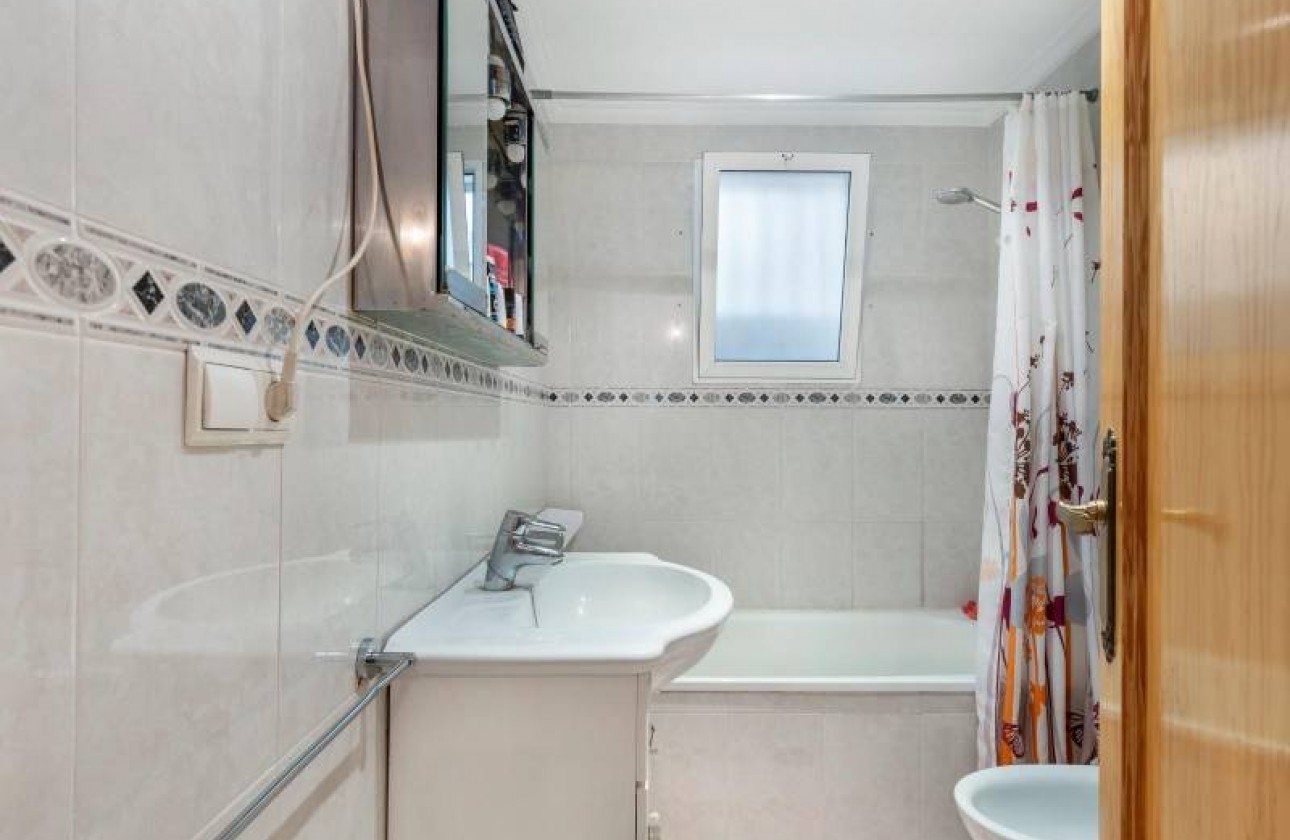 Reventa - Apartamento / piso - Torrevieja - El molino