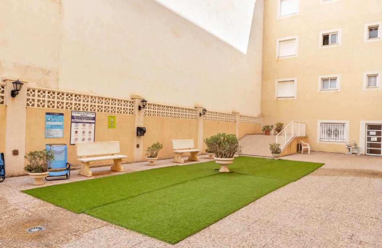 Reventa - Apartamento / piso - Torrevieja - El molino