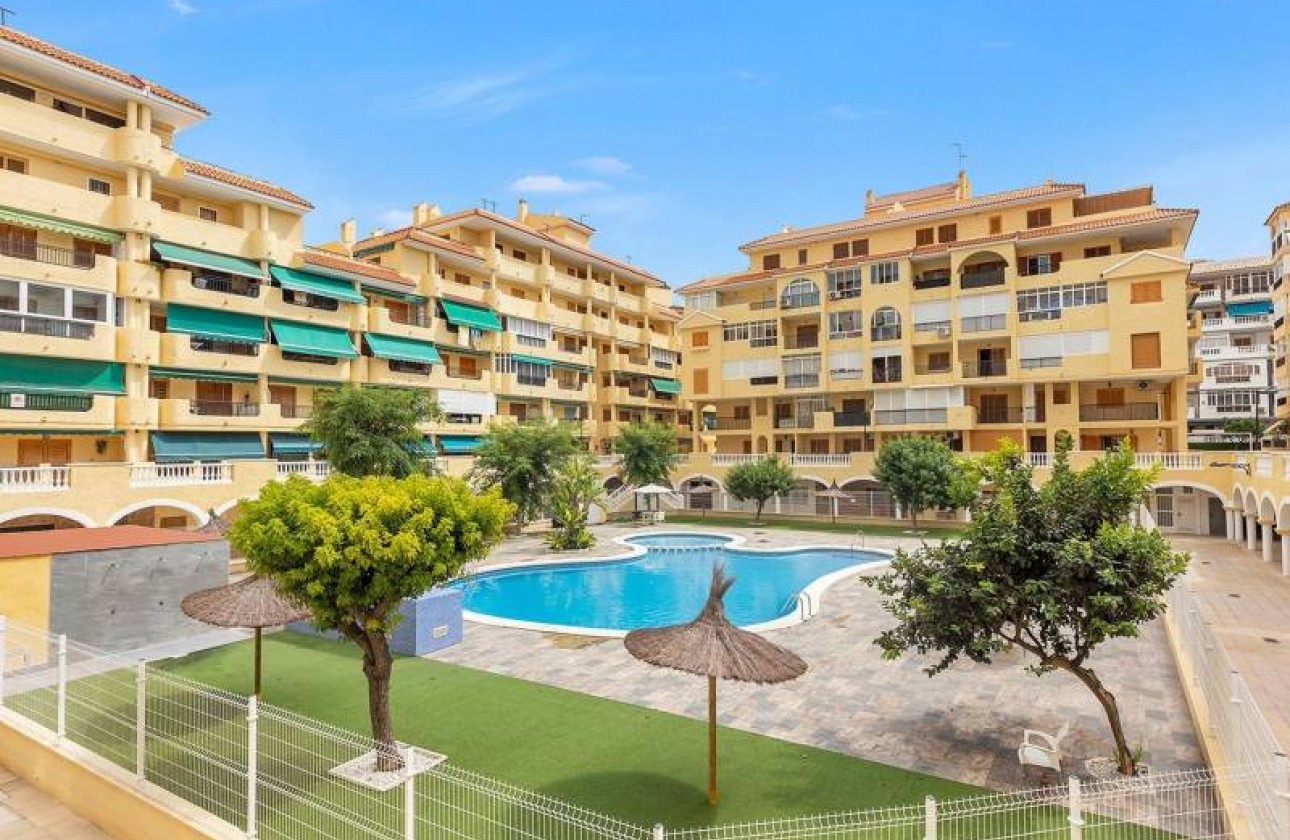 Revente - Appartement - Torrevieja - LA MATA