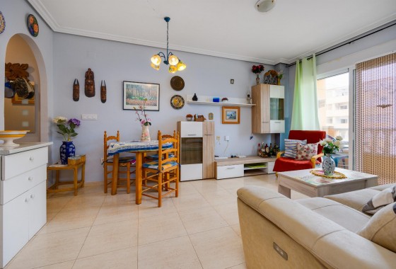 Resale - Apartment / flat - Torrevieja - Playa de Los Locos-Curva del Palangre