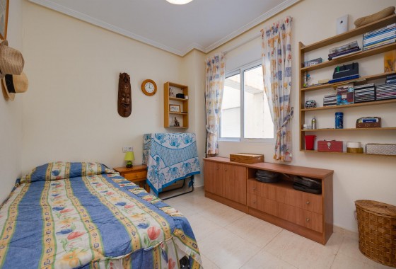 Resale - Apartment / flat - Torrevieja - Playa de Los Locos-Curva del Palangre