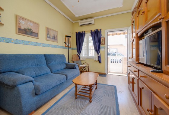 Resale - Bungalow - Torrevieja - Playa de La Acequion