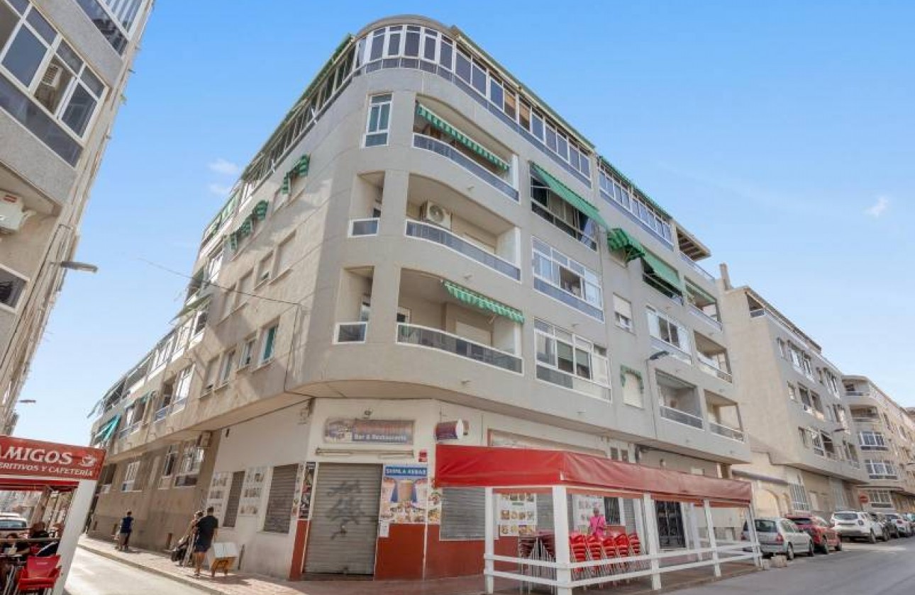 Resale - Apartment / flat - Torrevieja - Estacion de autobuses