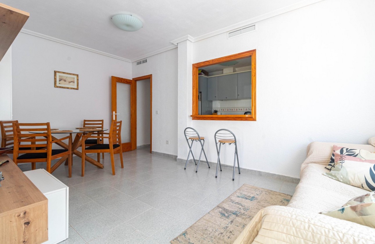 Resale - Apartment / flat - Torrevieja - La Mata