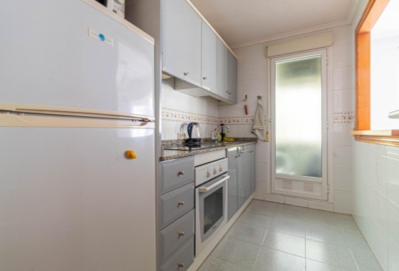 Resale - Apartment / flat - Torrevieja - La Mata