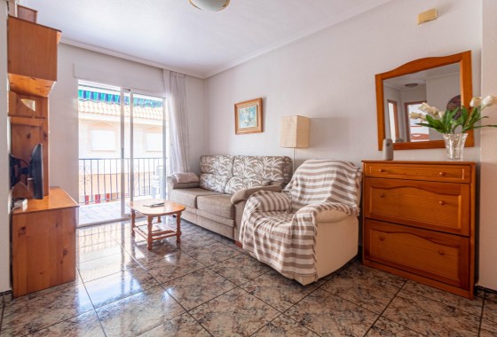 Resale - Apartment / flat - Torrevieja - Playa de los Naufragos