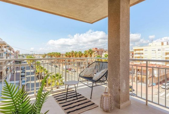 Resale - Apartment / flat - Torrevieja - playa de los naufragos