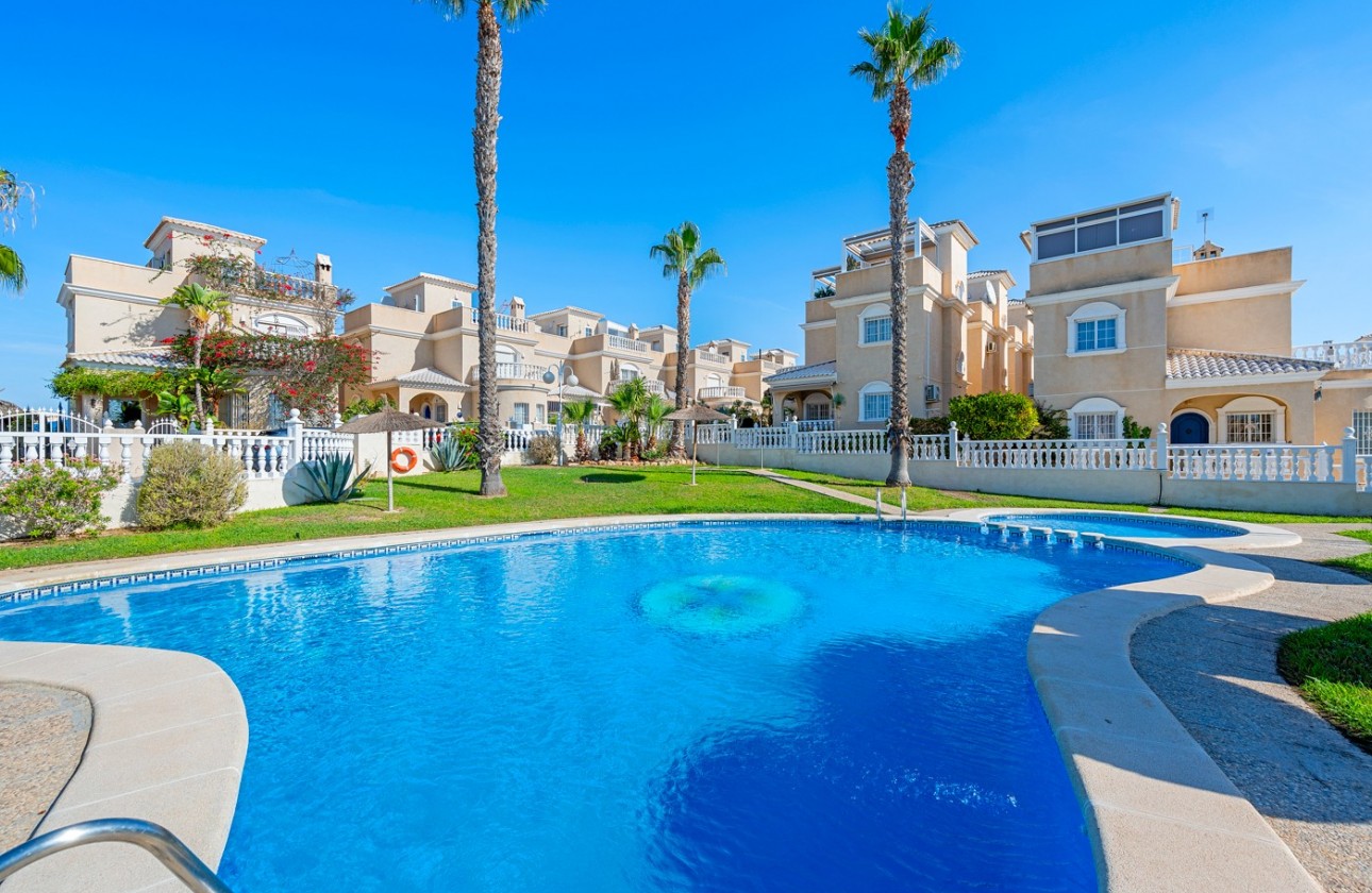 Resale - Villa - Orihuela - Los Altos