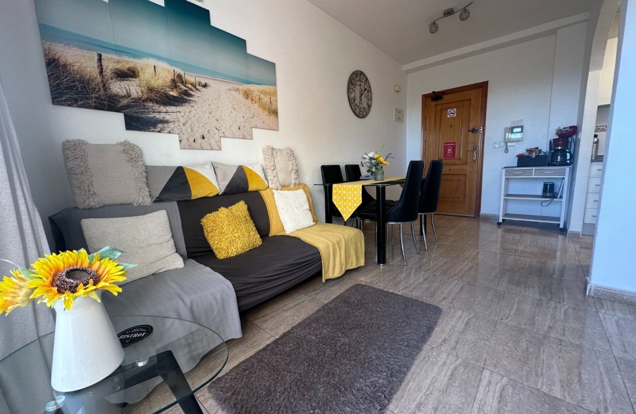 Resale - Apartment / flat - Torrevieja - Acequion