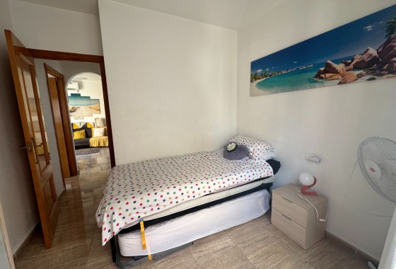 Resale - Apartment / flat - Torrevieja - Acequion