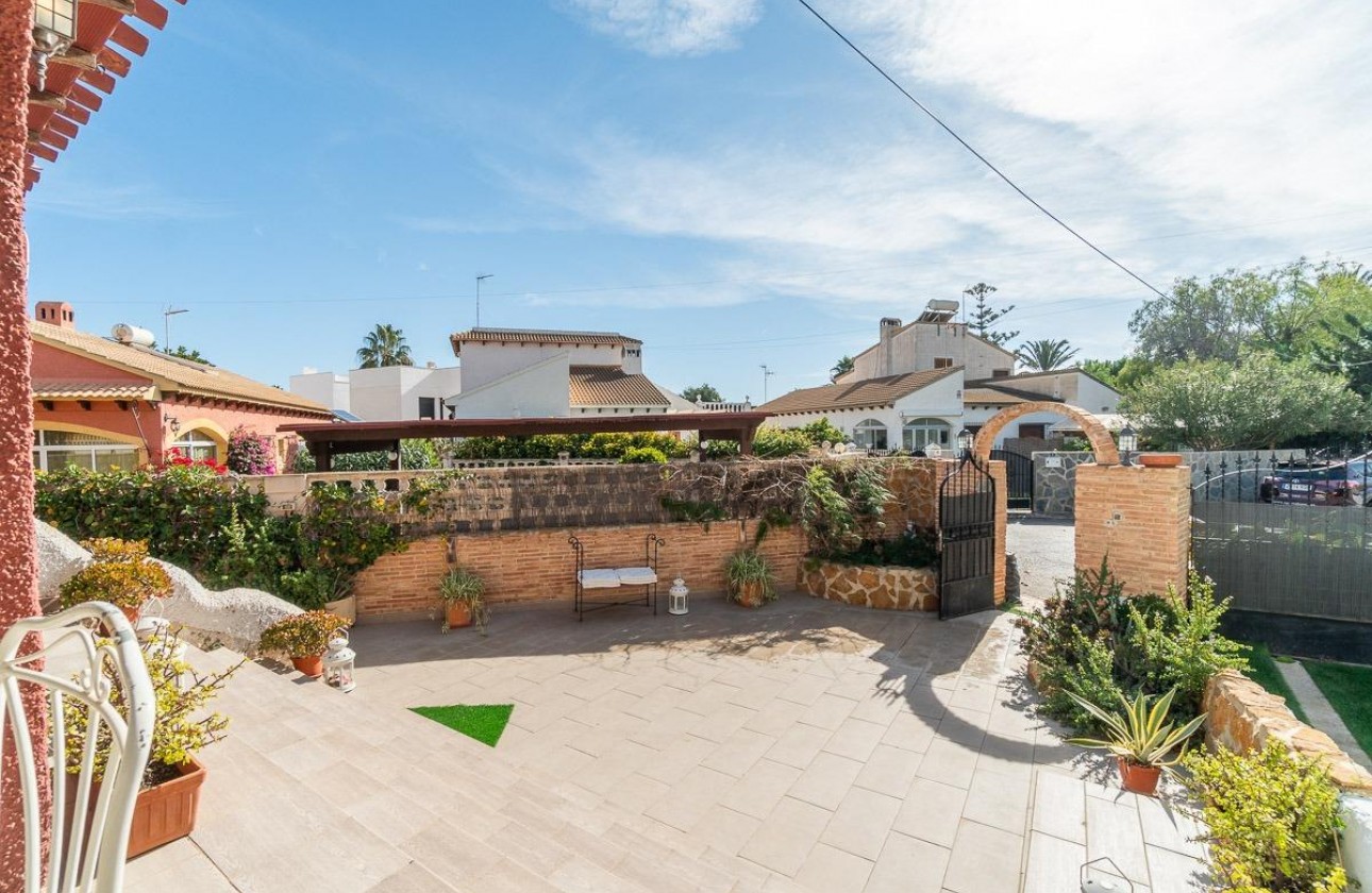 Revente - Villa - Orihuela Costa - Punta Prima