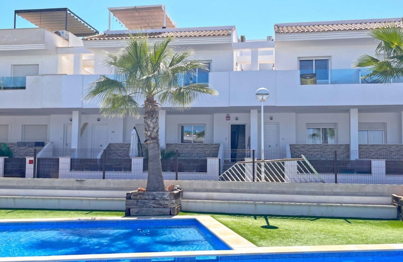 Resale - Villa - Torrevieja - Los Balcones - Los Altos del Edén